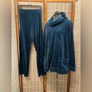 * Jewel Toned Plus size Velour Set Pants Long Sleeve Shirt Velvet Teal Top 2XL